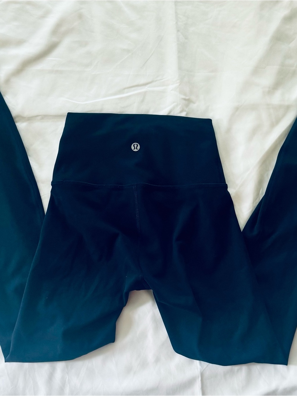 Lululemon True Navy High Waist Leggings EUC size 2 28”